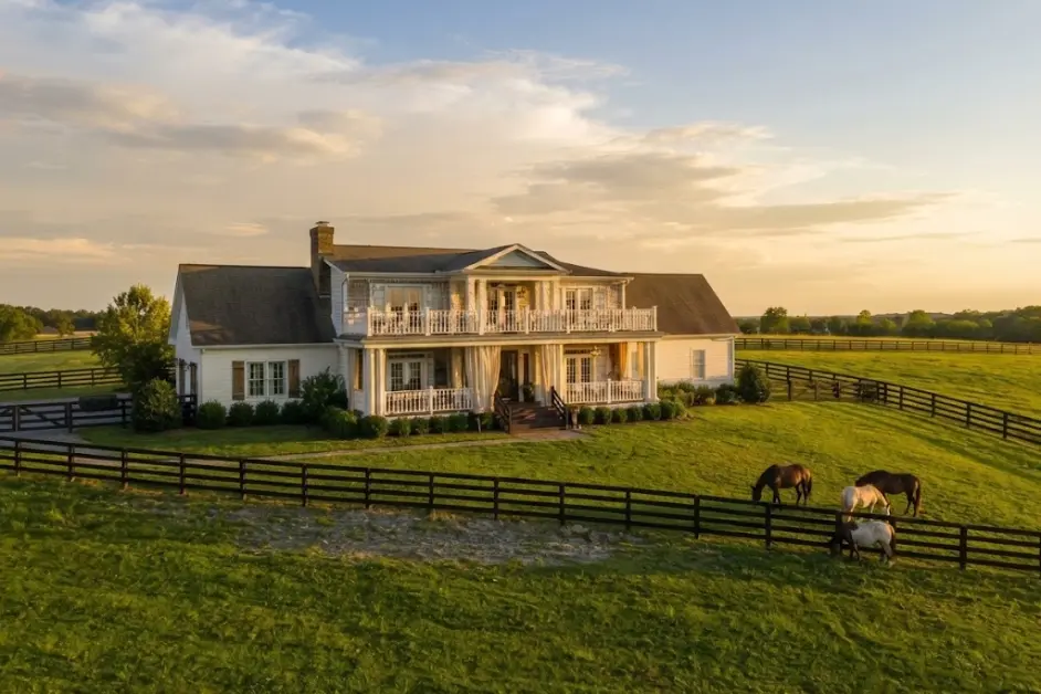 Rural Tennessee farmland similar to Morgan Wallen's farm
