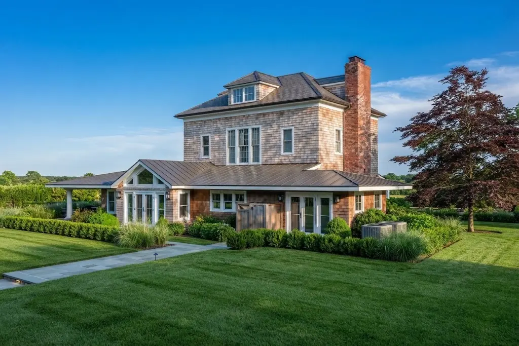 Strongheart Manor Richard Gere's former estate in North Haven